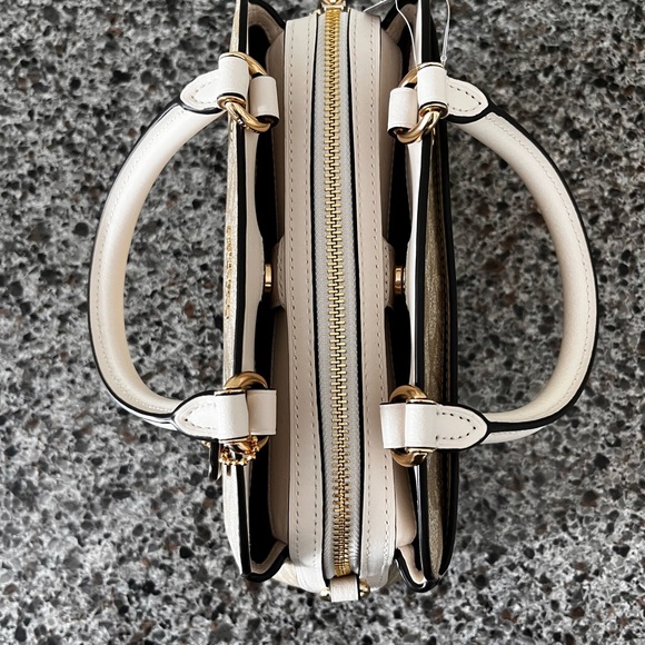 New  Coach Mini Lillie Carryall In Signature Canvas Bag/Leather/Cream/White - Picture 4 of 14